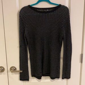 Black and gray long sleeve sweater from Cotton On